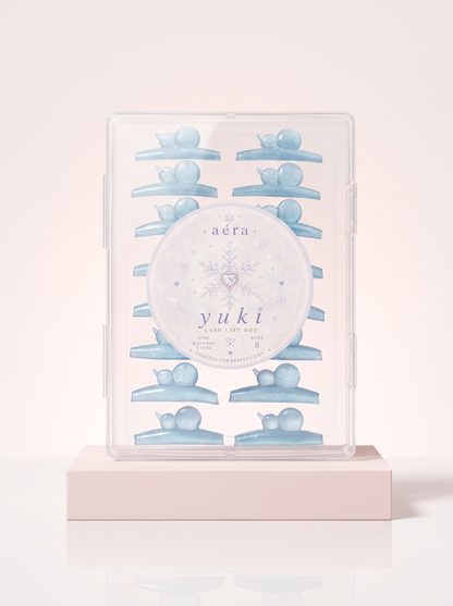 Yuki Rods in a clear plastic case, blue silicone